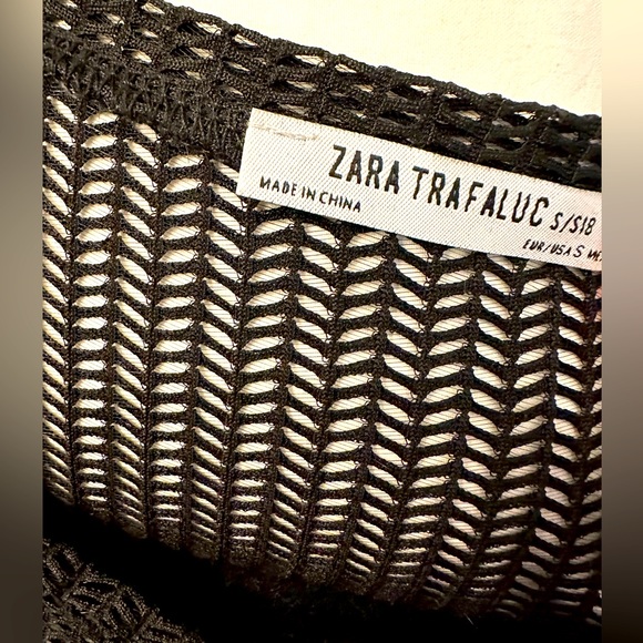 Zara mesh long sleeve crop top - Picture 3 of 4